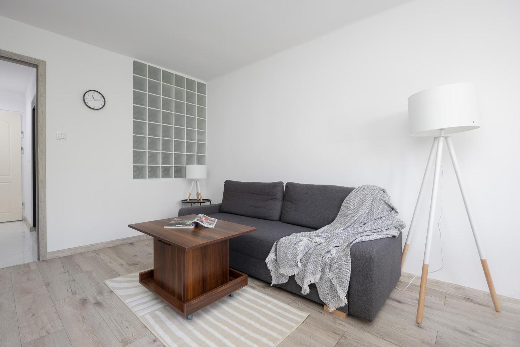 Leilighet Bright Wola Ideal For Remote Work By Renters *